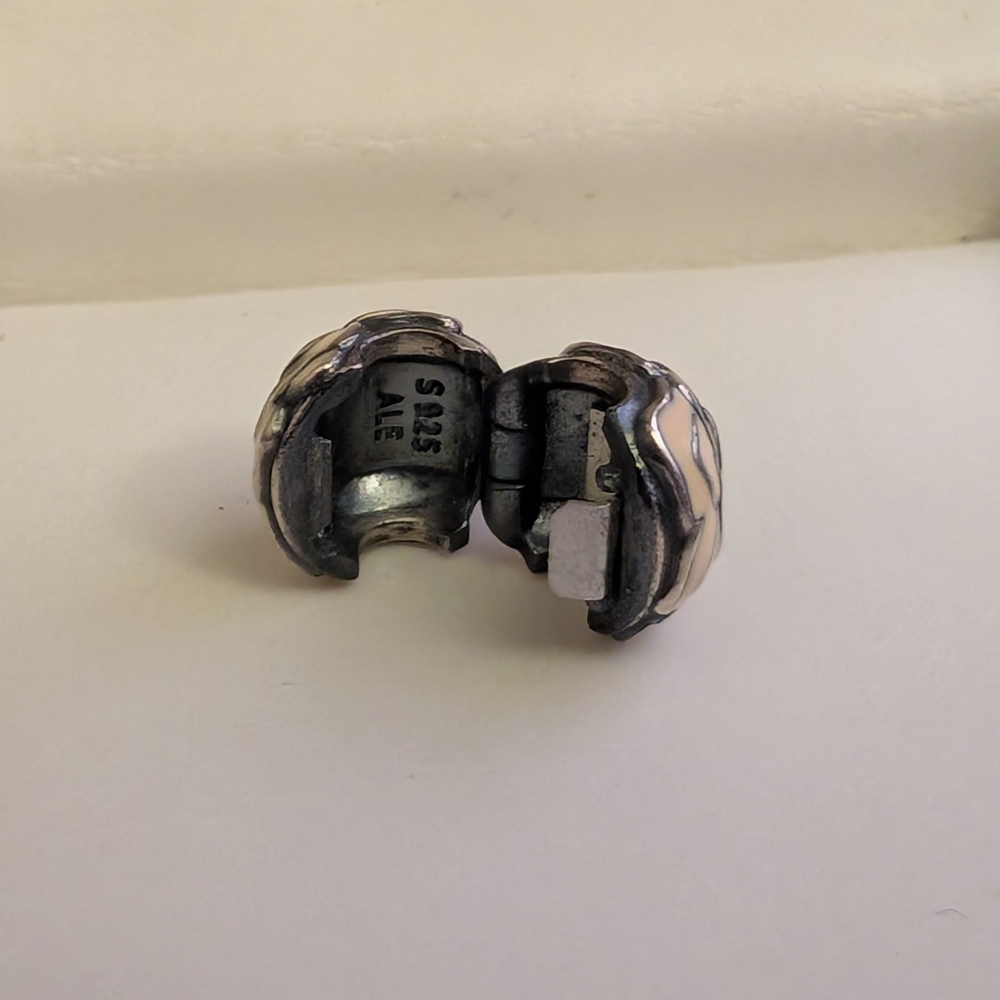 Pandora Pink Spring Rose Charm - Picture 3 of 3